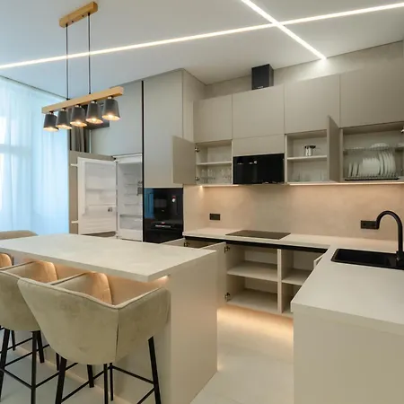Petrovdom 34-433 In Rc Manhattan City,beresteiskyi 11 Apartment *